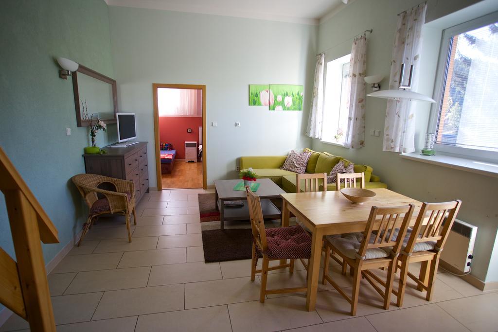 Ski Apartmany Spiezovec Donovaly Bilik gambar