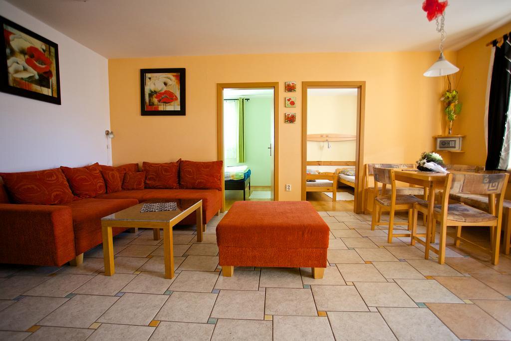 Ski Apartmany Spiezovec Donovaly Bilik gambar
